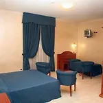 Отель Nizza 3*