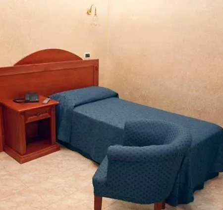 Отель Nizza 3*